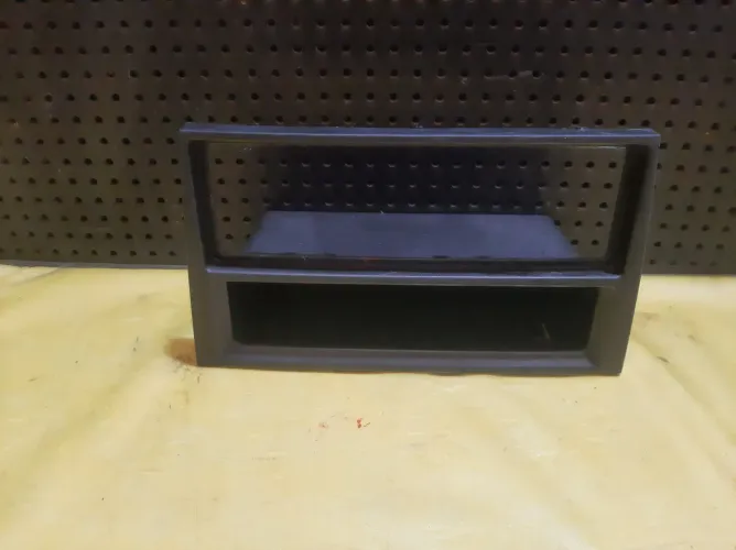 Moldura Painel Rádio Meriva 2004 Preto