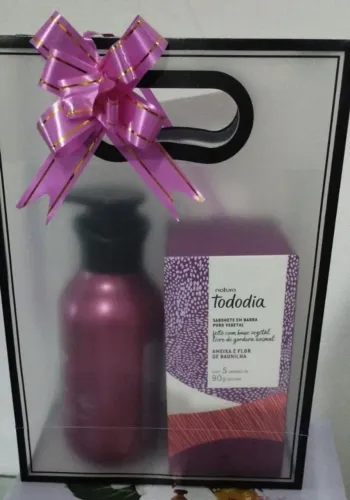 Kit presente Hidratante e sabonete+ sacola