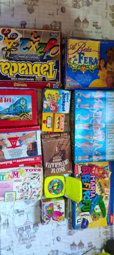 Lote brinquedos diversos antigos