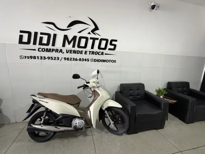 Vendo Biz 125 2018 emplacada conservada!