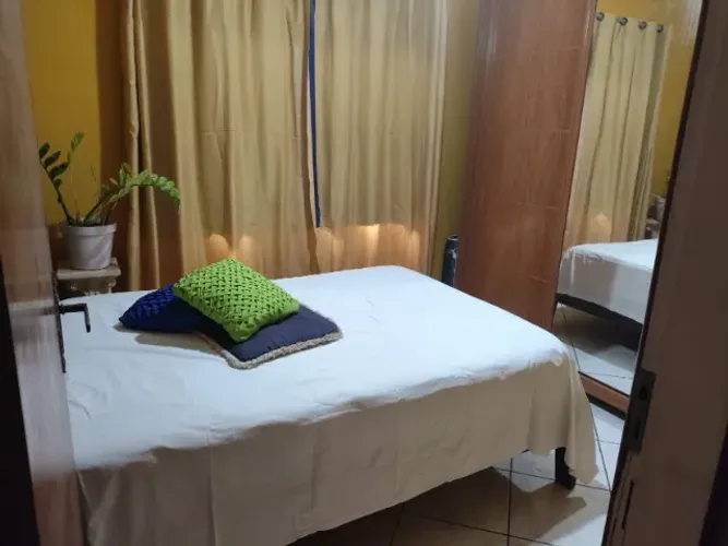 Quarto para mulheres no Centro e V Velha