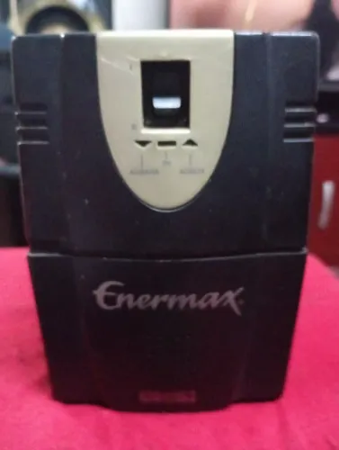 estabilizador Enermax 1.000 Va