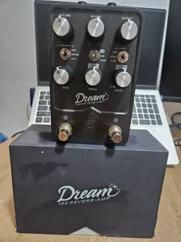 Dream UNIVERSAL AUDIO UAD