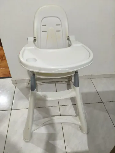 Cadeira de Alimentação - Galzerano - Usada