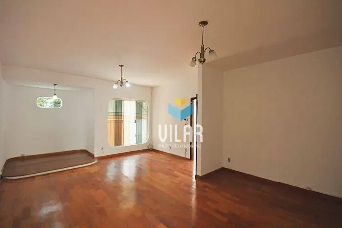 Casa com 3 dormitórios para alugar, 213 m² por R$ 3.270,00/mês - Jardim Piratininga - Soro