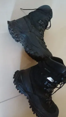 Bota impermeável nr 41 pouco uso