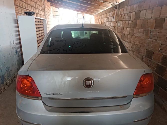 Imagem de Fiat Linea 1.9/ HLX 1.9/ 1.8 Flex 16V 4P 2009