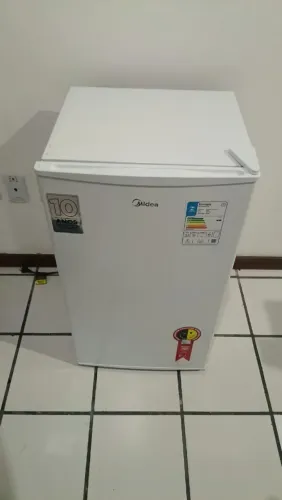 FRIGOBAR NOVO TODO BOM.