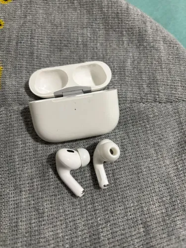 Air pods 1,2