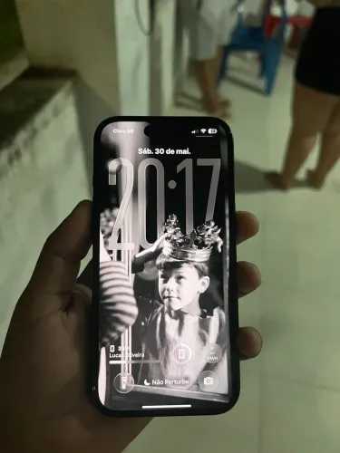 iPhone 15 COM GARANTIA APPLE CAIXA ACESSÓRIO ETC?