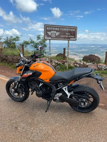 CB 650F 2019/2019 Laranja 13.000 km Pneus novos