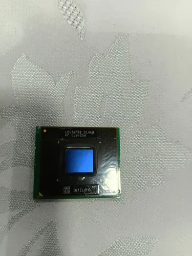 Intel PII Pentium II Mobile KP 850/256 SL4AH