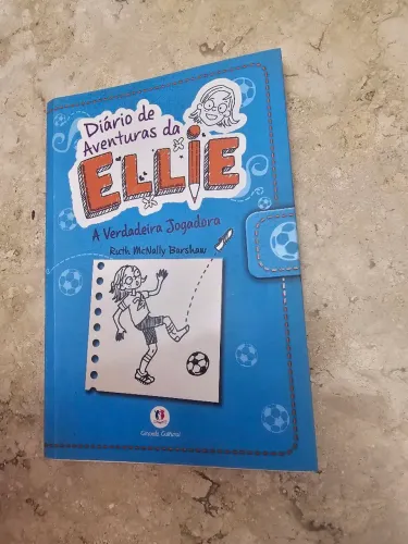 Livro "Diário de Aventuras da Ellie: A Verdadeira Jogadora"