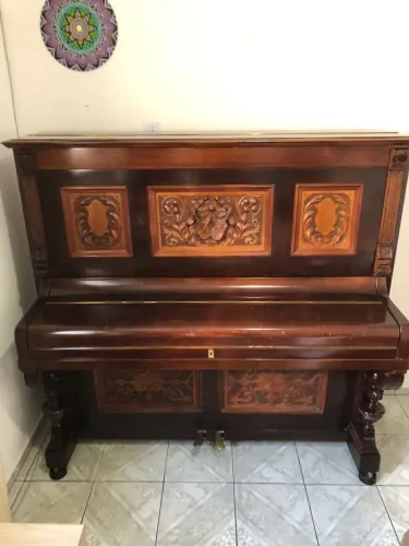 Piano FERD MANTHEY (Berlin)