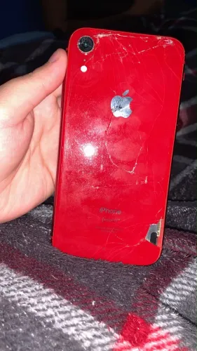 iPhone XR 64gb vermelho