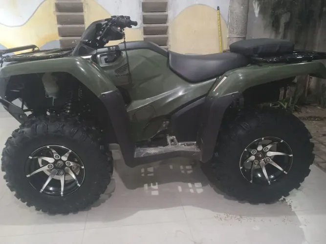 Quadriciclo roda fourtrax 420 mais de 10 mil de assessórios