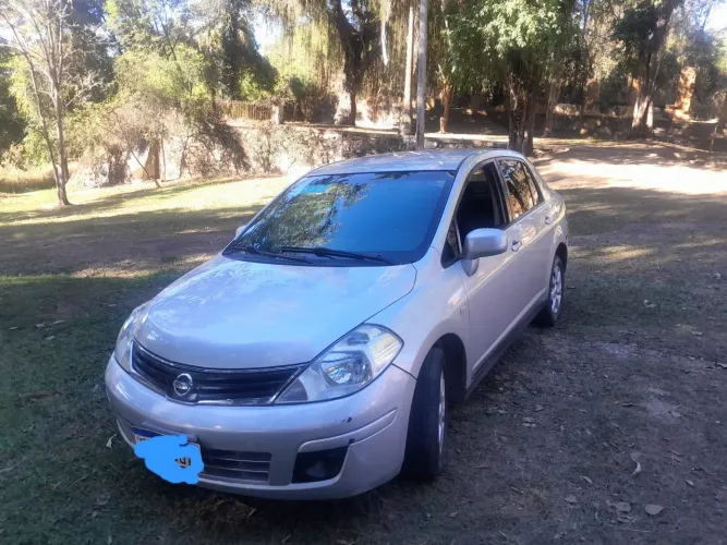 Nissan Tiida Sedan 1.8 16V Flex Fuel 4P Aut. 2013
