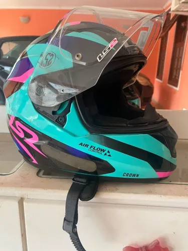 Vendo Capacete de Moto LS2