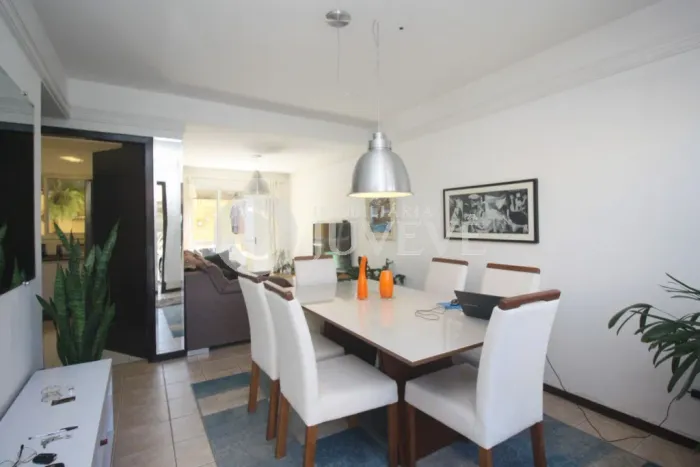 IMOBILIARIA JUVEVE VENDE SOBRADO COND FECHADO BAIRRO ALTO PRX THALIA DETRAN JOCKEY PLAZA S