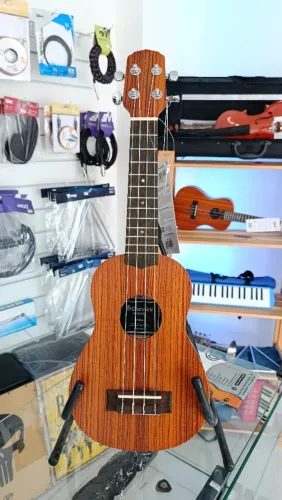 Ukulele Soprano Giannini