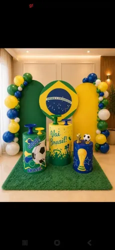 Pegue e monte e festa na mesa