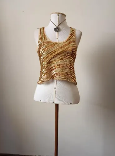 Blusa Vintage Bordada com Paetês Dourados M