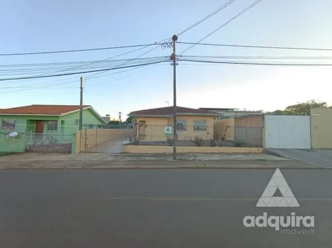 Casa à venda 3 Quartos, 4 Vagas, 170 m², Chapada