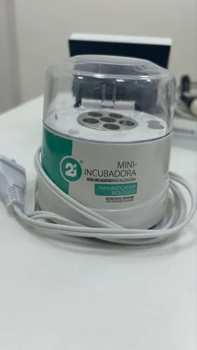 Mini incubadora