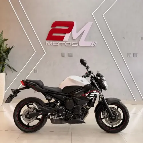 Yamaha XJ6 2014/2015