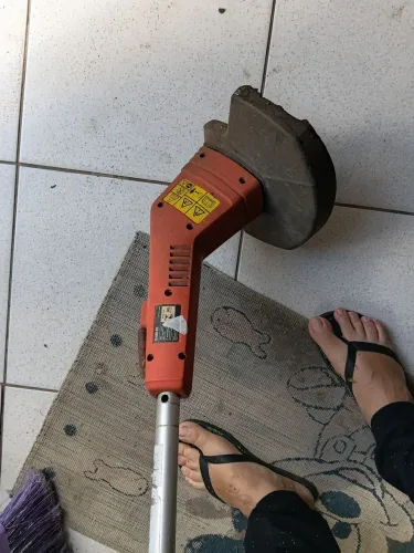 aparador de grama black decker 220 volts usado