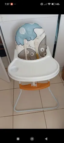 Cadeira de alimentação 