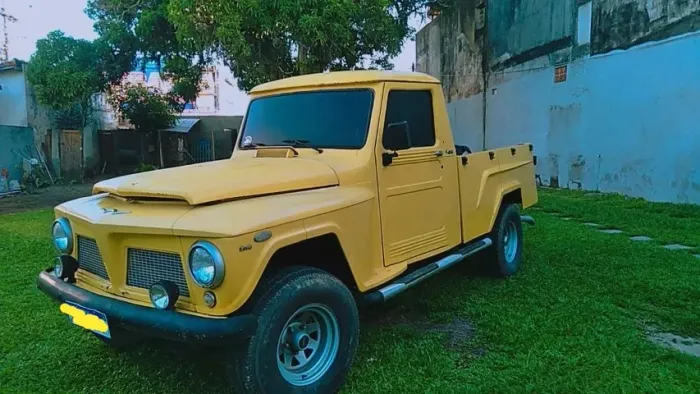 Ford F-75 4X2 2.6 V12 1975