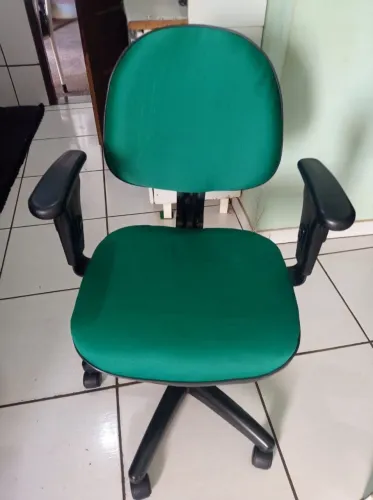 Cadeira secretaria com rodinha