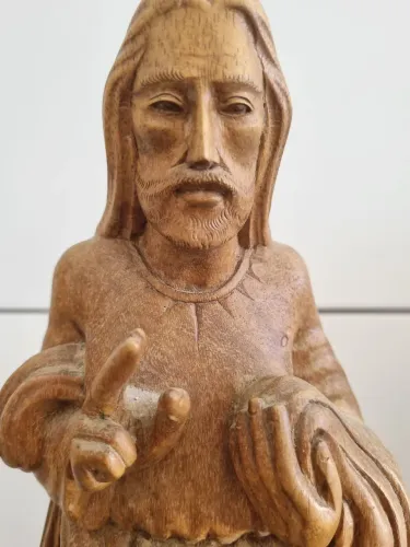 Escultura em madeira maciça Jesus Cristo