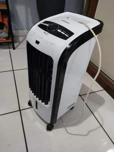 Climatizador portatl Mundial 4 funções 