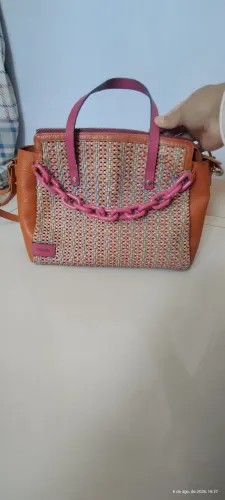 Bolsa Arezzo colorida