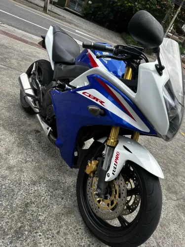 Cbr600f hornet carenada 