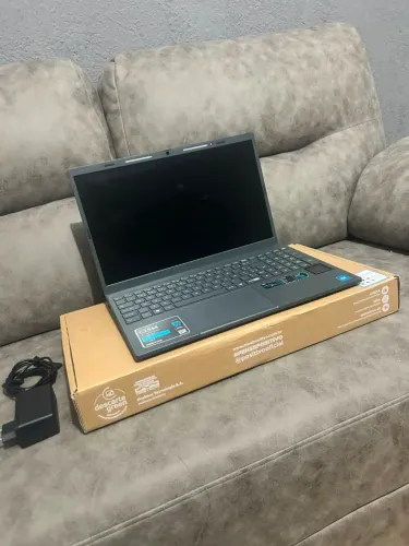 Notebook positivo vision c15M com Minitela
