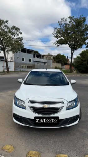 Chevrolet Onix Hatch LT 1.4 8V Flex Power Mec. 4P 2014
