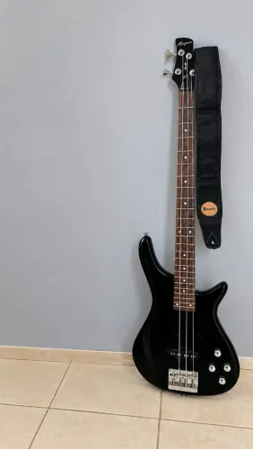 Baixo tagima tb440 4 cordas