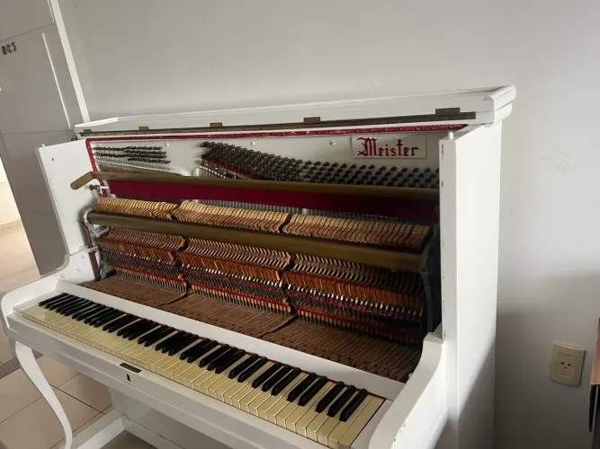 Piano Miester