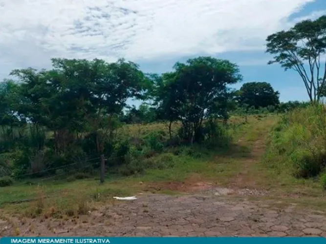 Terreno 5.362 m² - Loteamento Vila Carvalho - Presidente Bernardes - SP