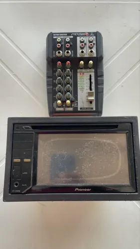Aparelho 2Din Pioneer *Obs a mesa já foi vendida.