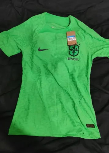 Vendo camisa da seleção brasileira verde