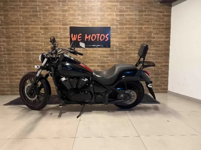 Kawasaki Vulcan 900 custom 2011