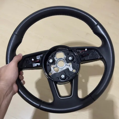 Volante Audi A3 2017+ (Sem airbag e botões)