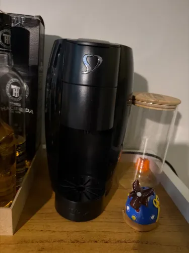 Cafeteira três corações modelo LOV