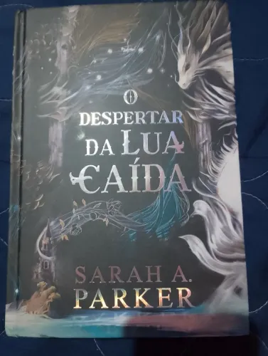 Livro : O desperta da lua caída