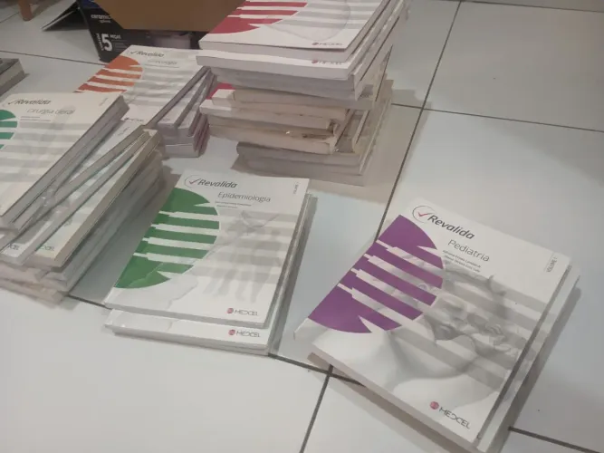 CONJUNTO DE LIVROS REVALIDA MEDICINA TEMAS