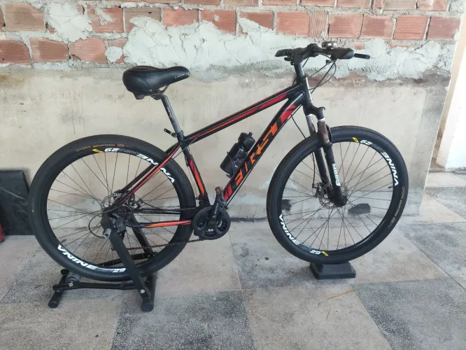 Vendo Bike MTB aro 29+ suporte para treino